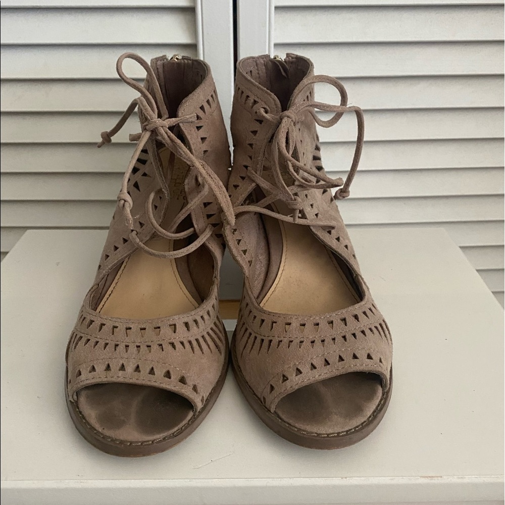 Vince Camuto heeled bootie -size 7.5 worn